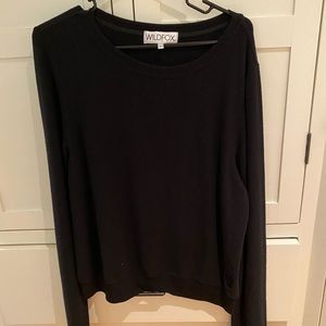 Womens Wildfox sweater. Size Large. Black.
